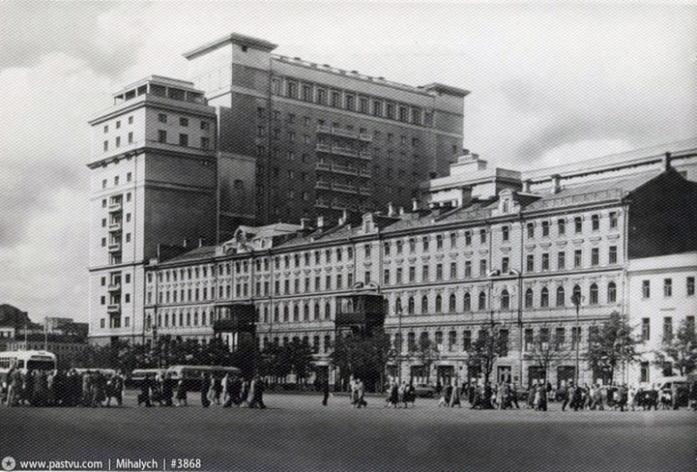 Лекция Дениса Ромодина «Московские гостиницы в XX веке»