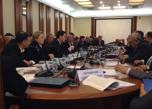 Сергей Кузнецов выступил на круглом столе в Совете Федерации 
