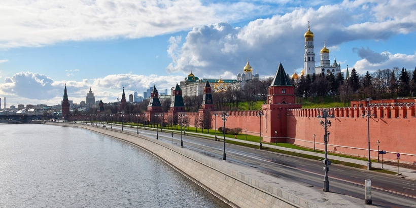 Увидеть город с крыш Кремля, МГУ и ГУМа: на портале «Узнай Москву» появился новый виртуальный тур