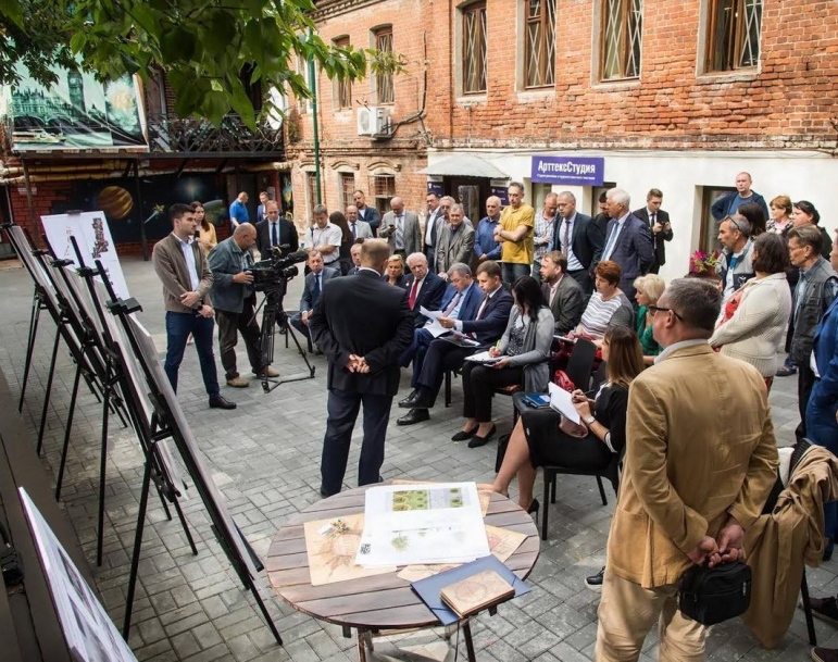 Москвичи примут участие в преобразовании одной из старейших улиц Калуги