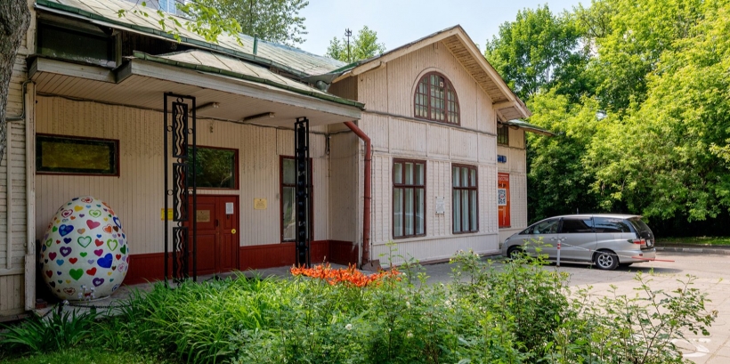 От дачи банкира до колыбели современного искусства: деревянный особняк в проезде Загорского ждет реставрация
