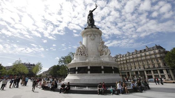 Площадь Республики в Париже